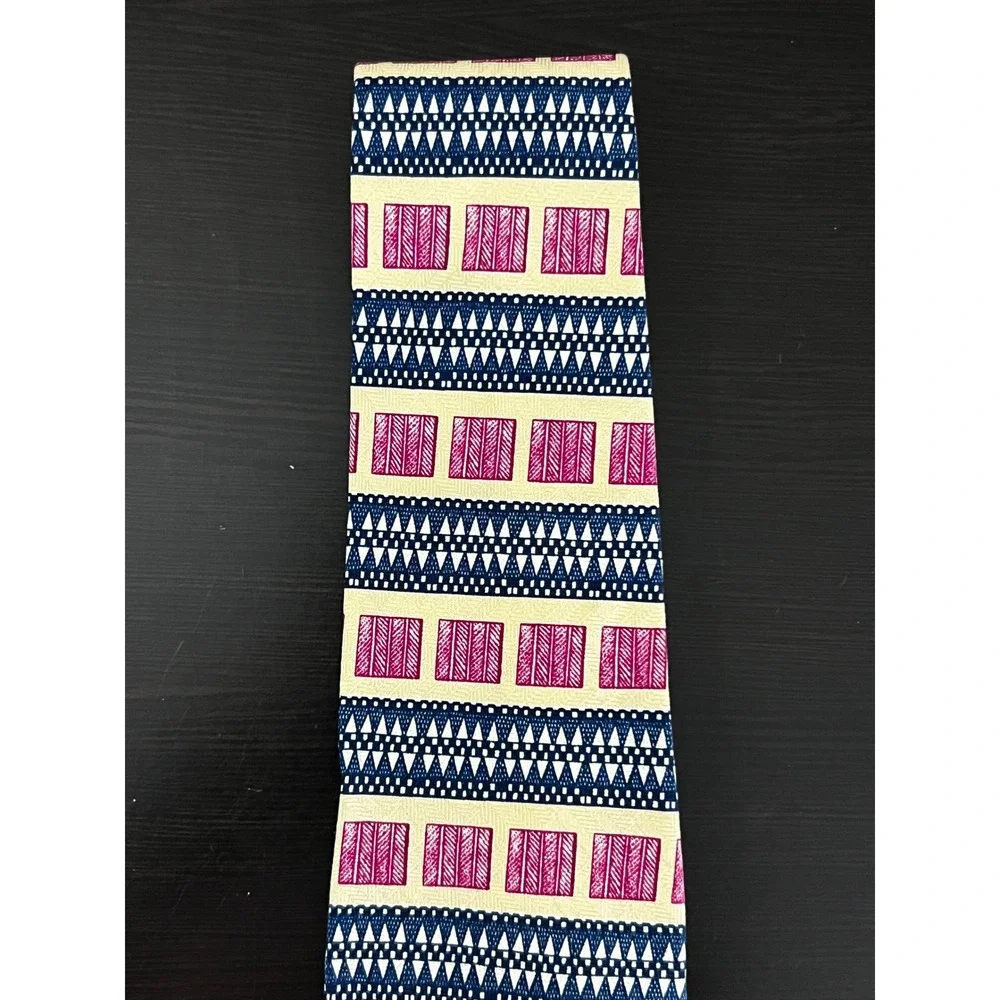 Robert Talbott Premiere Mens‎ Silk Tie Geometric Pink Navy Made in USA 3.75W